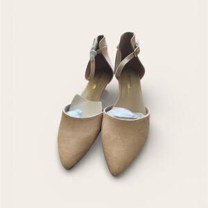 New Dream Pairs Elegant faux suede Beige Ankle Strap Flats size 8